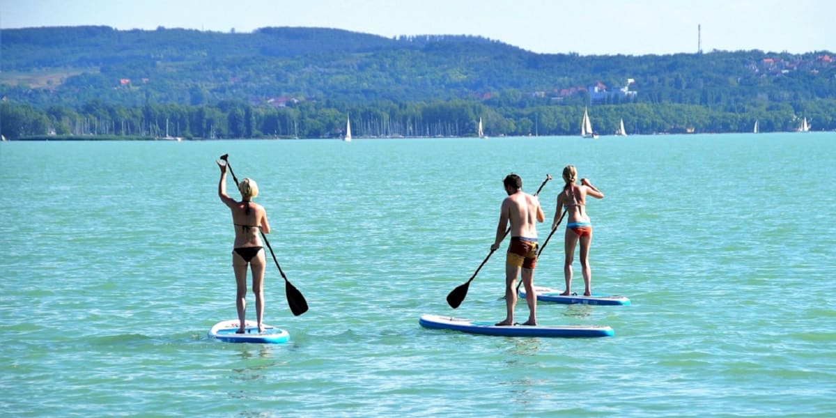 Stand-Up-Paddle-Board mit dem Auto transportieren