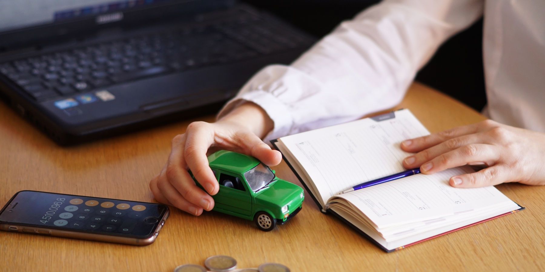 Firmenwagen versteuern: Geldwerter Vorteil, Fahrtenbuch und 1 %-Regelung