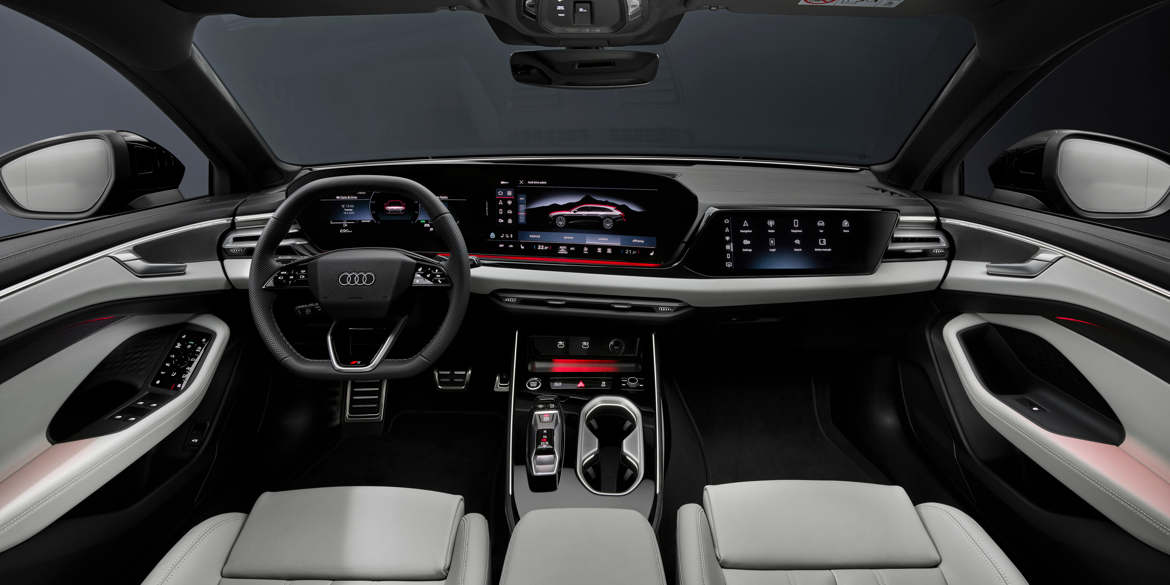 Audi A6 Avant Innenraum mit Beifahrerdisplay