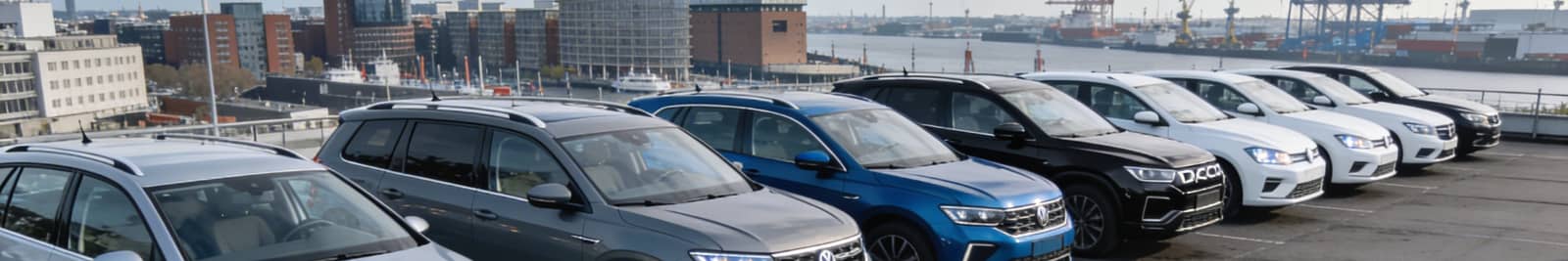 Gebrauchtwagen Modelle auf Parkplatz in Hamburg