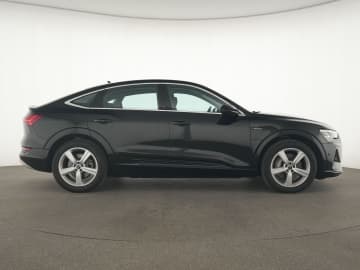 Audi e-tron quattro S-Line