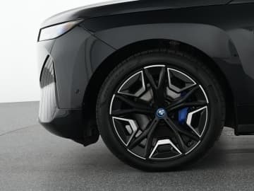 BMW iX xDrive