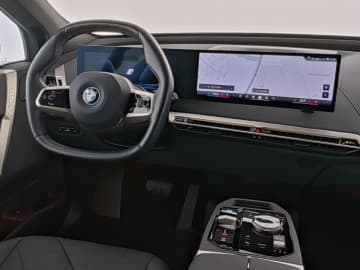 BMW iX xDrive