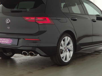 Volkswagen Golf R 4Motion