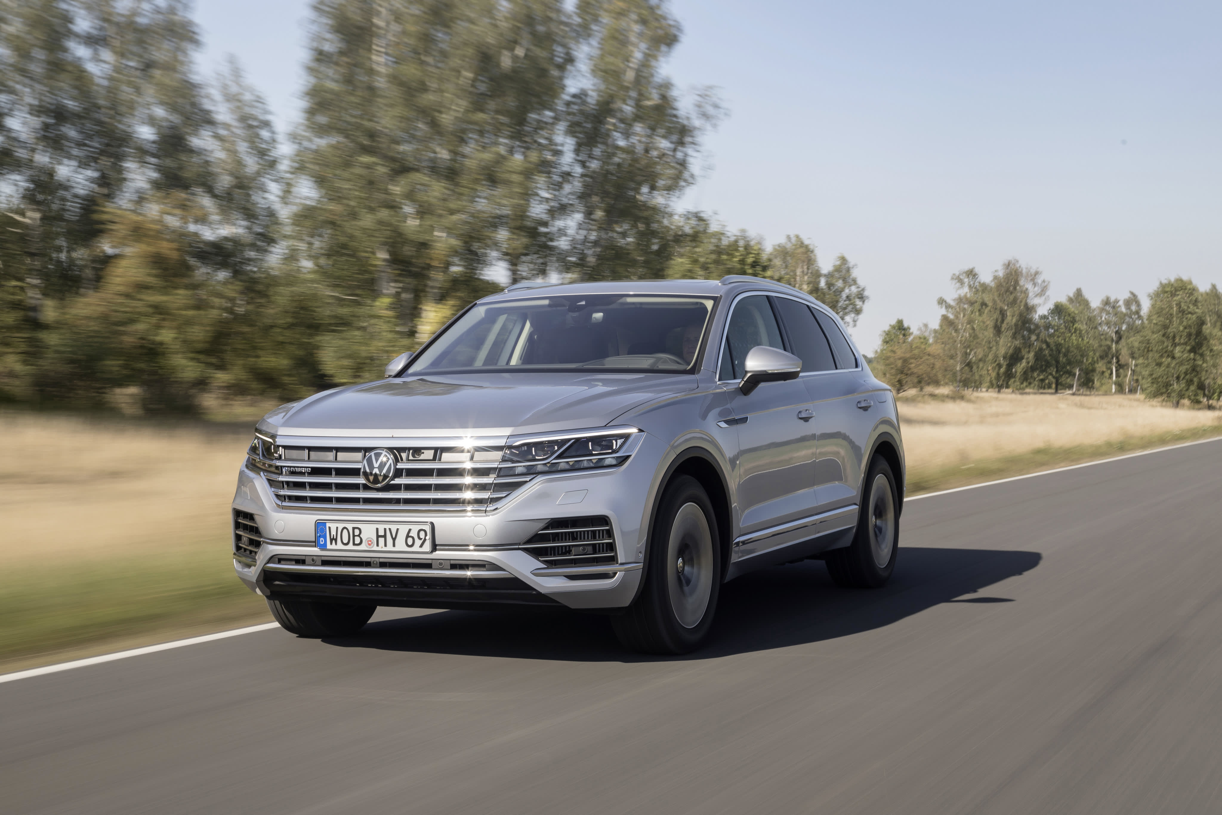 VW Touareg PHEV vorne