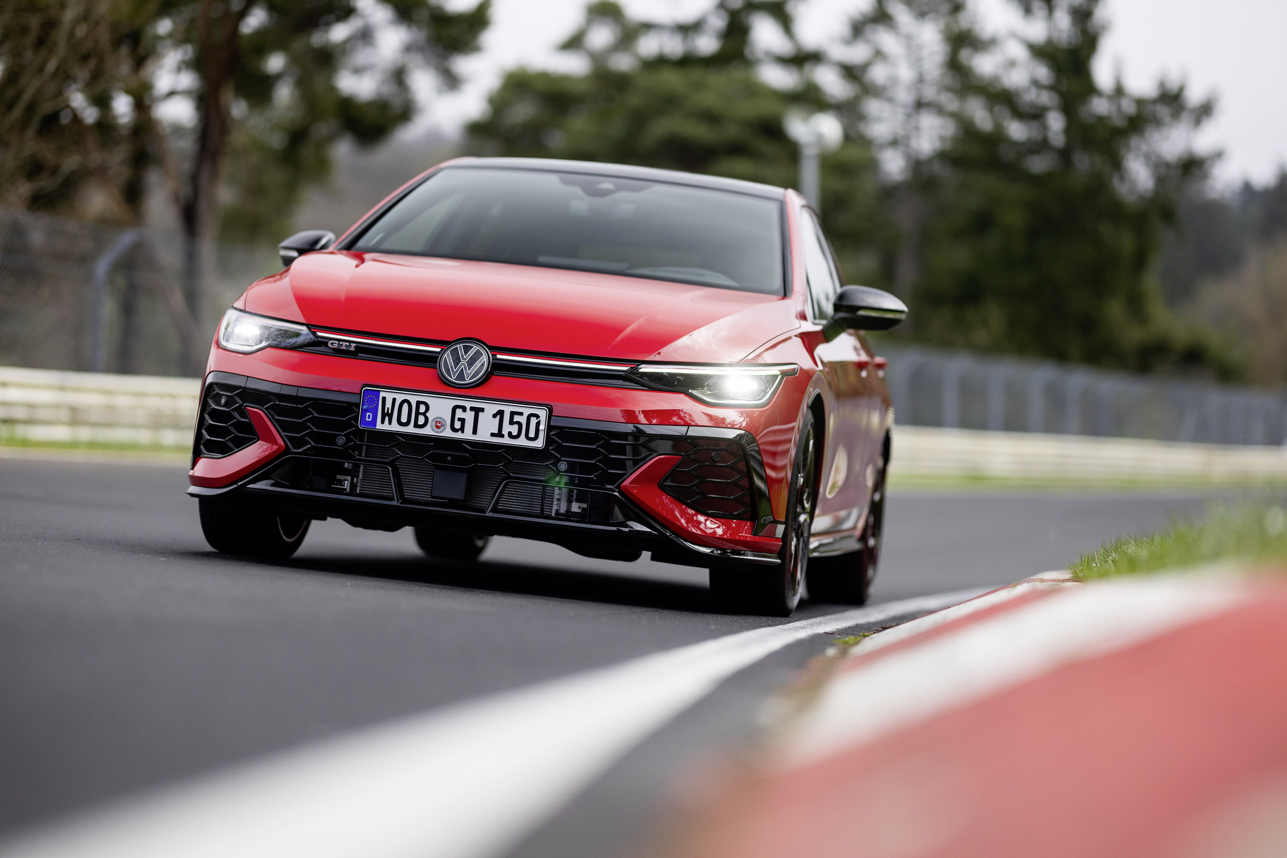 VW Golf GTI Edition 50