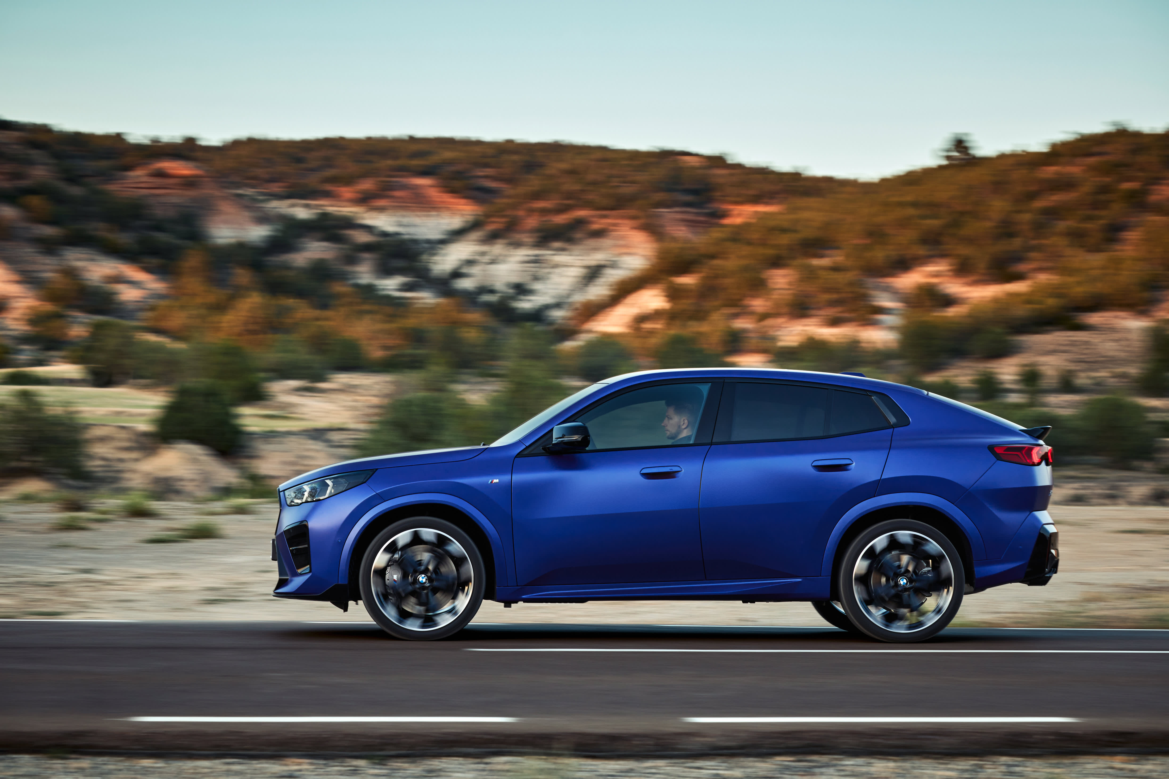 BMW X2 - Für Ihr neues Auto die höchsten Rabatte und Ermäßigungen