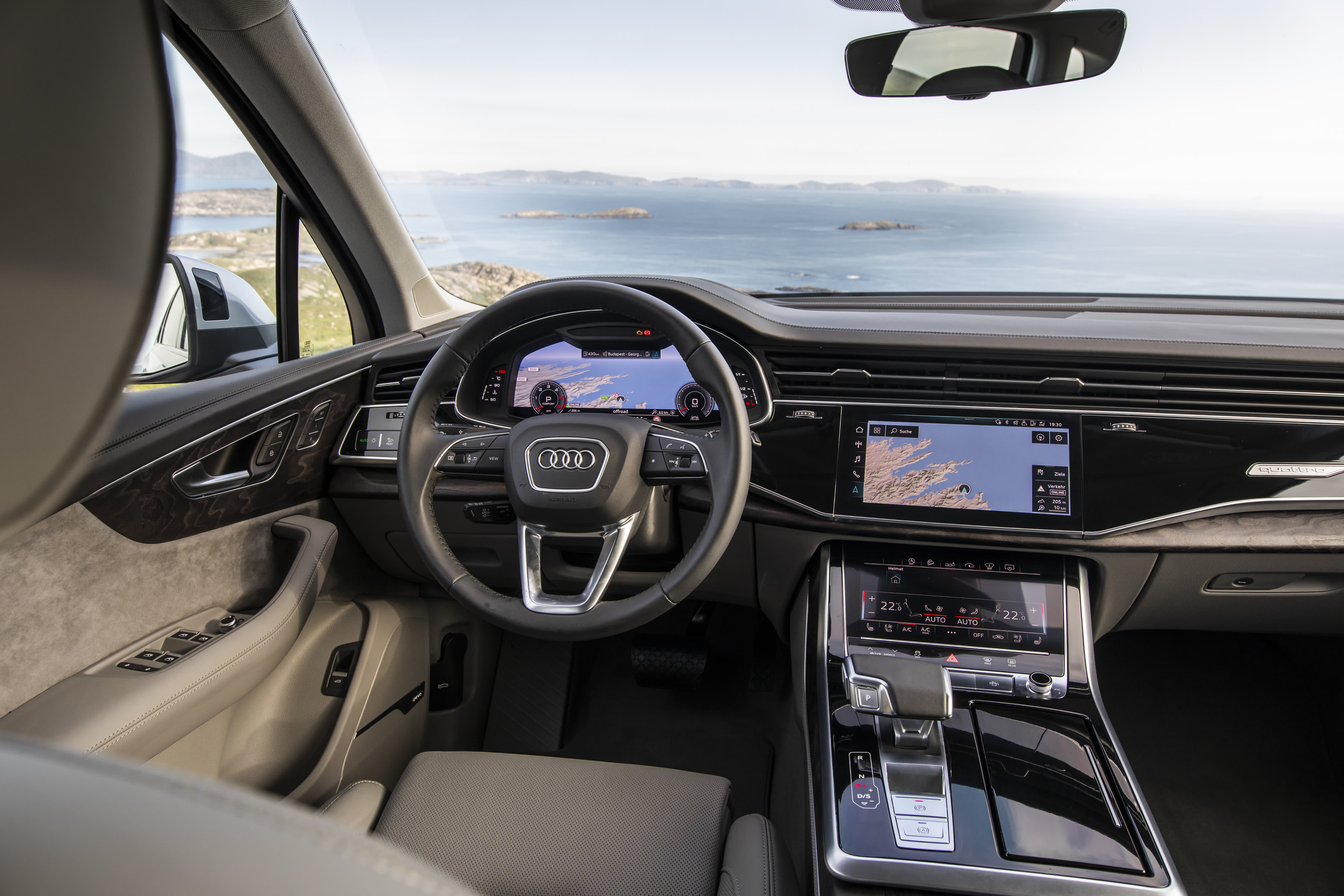 Audi q7 innen cockpit