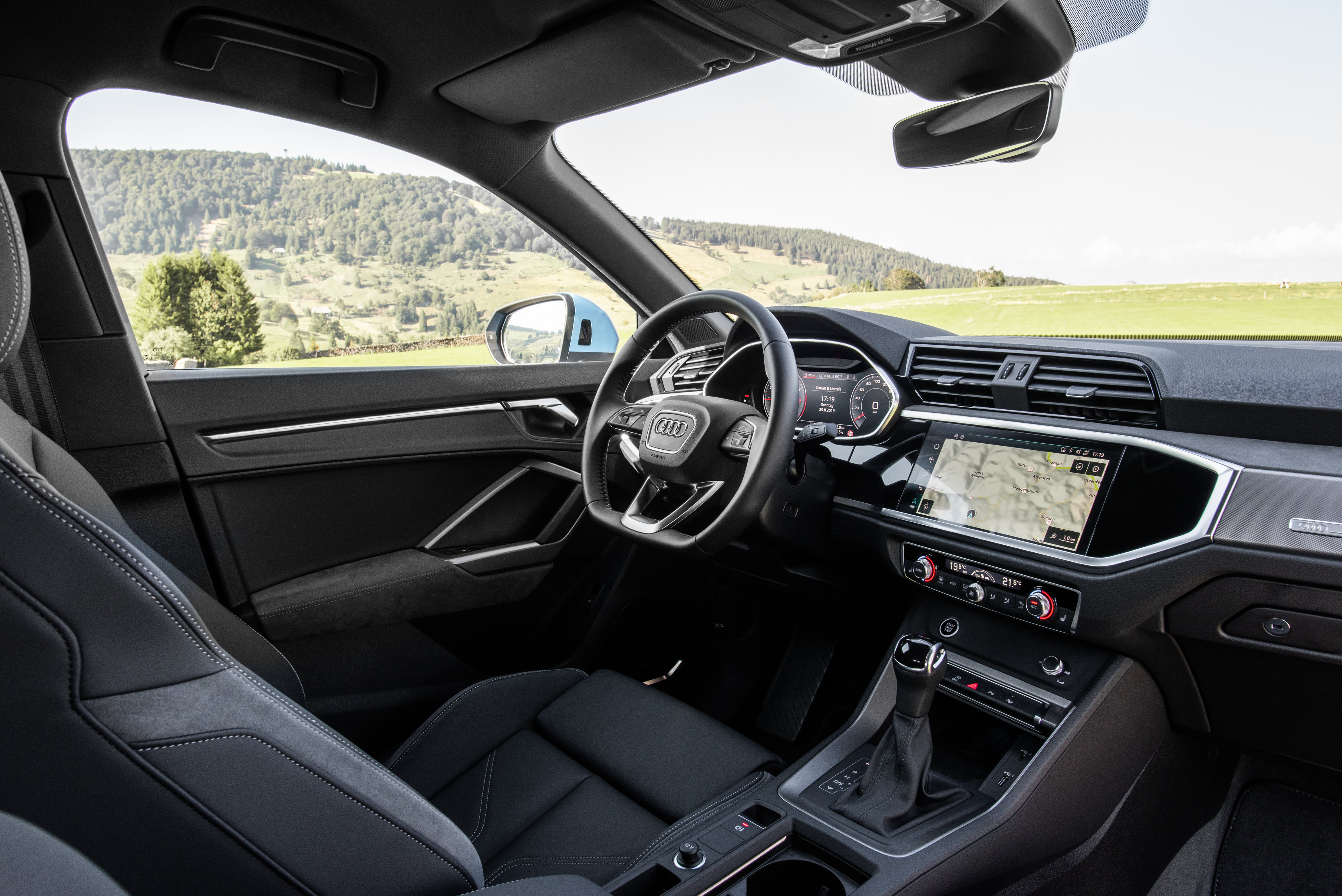 Audi Q3 Sportback innen Cockpit