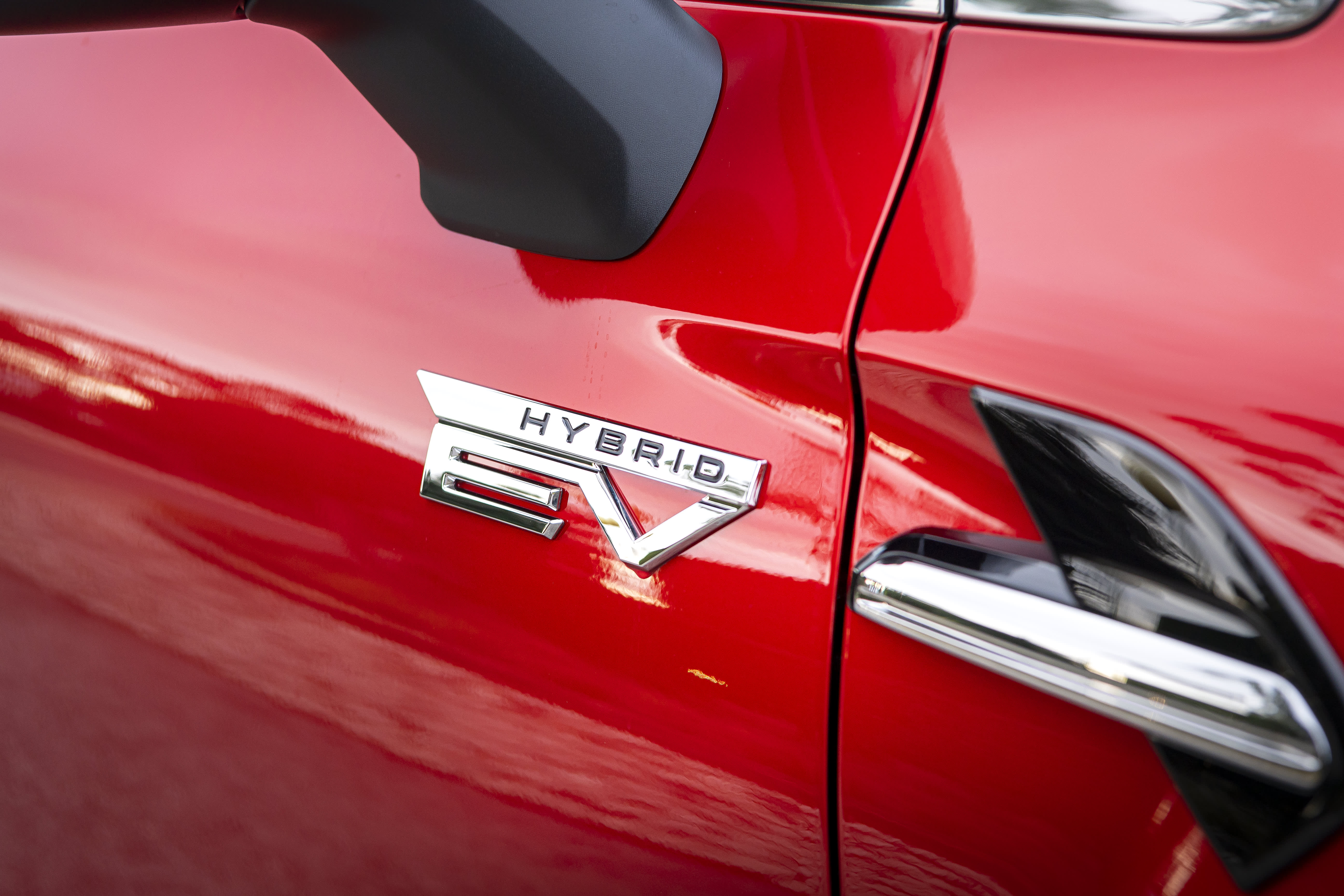 mitsubishi-asx-plug-in-hybrid-ausen-logo