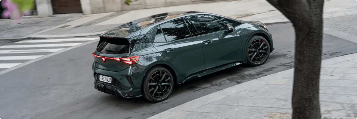 Cupra Born seitlich