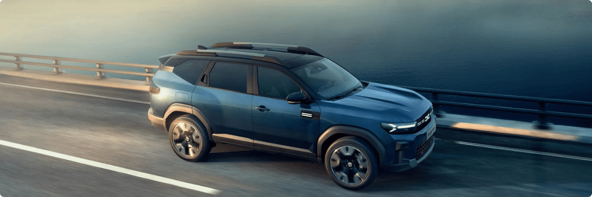 Dacia Bigster Hybrid Front seitlich