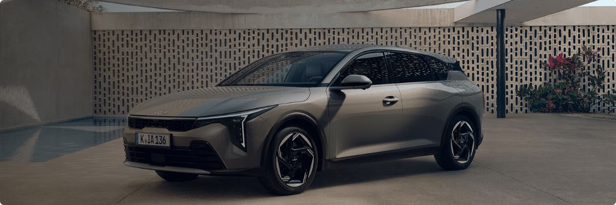 Kia K4 Sportswagon von vorne