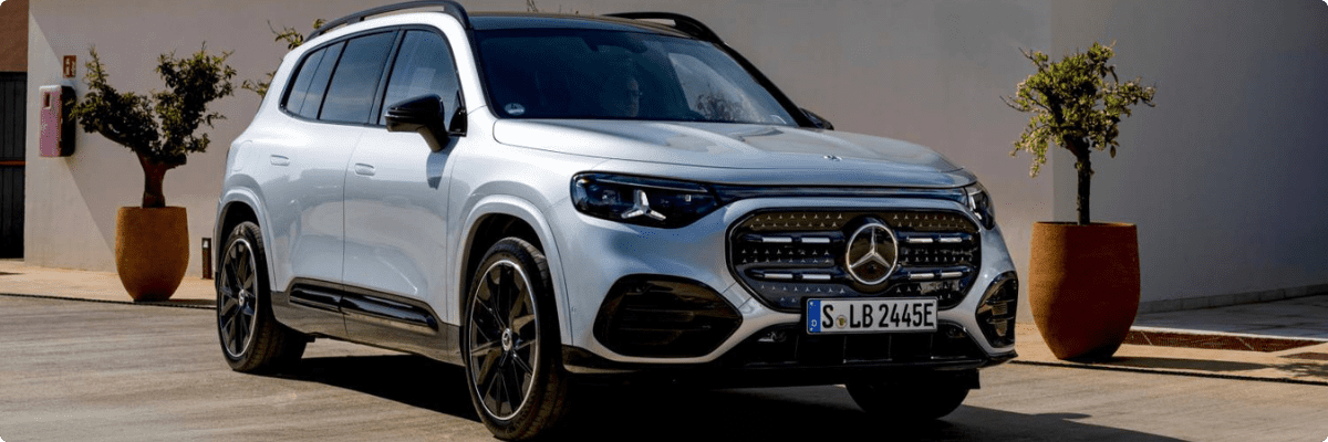 Mercedes GLB Frontansicht seitlich