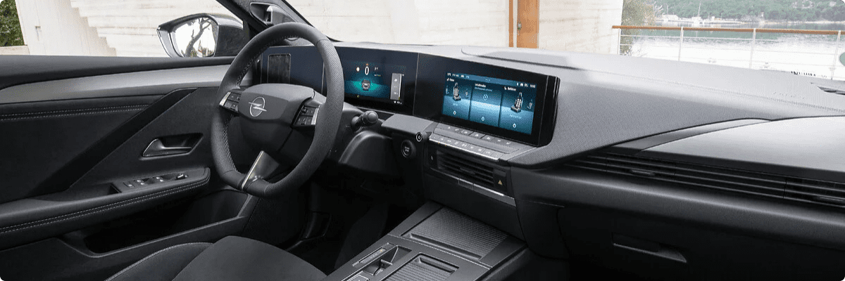 Opel Astra Electric Cockpit