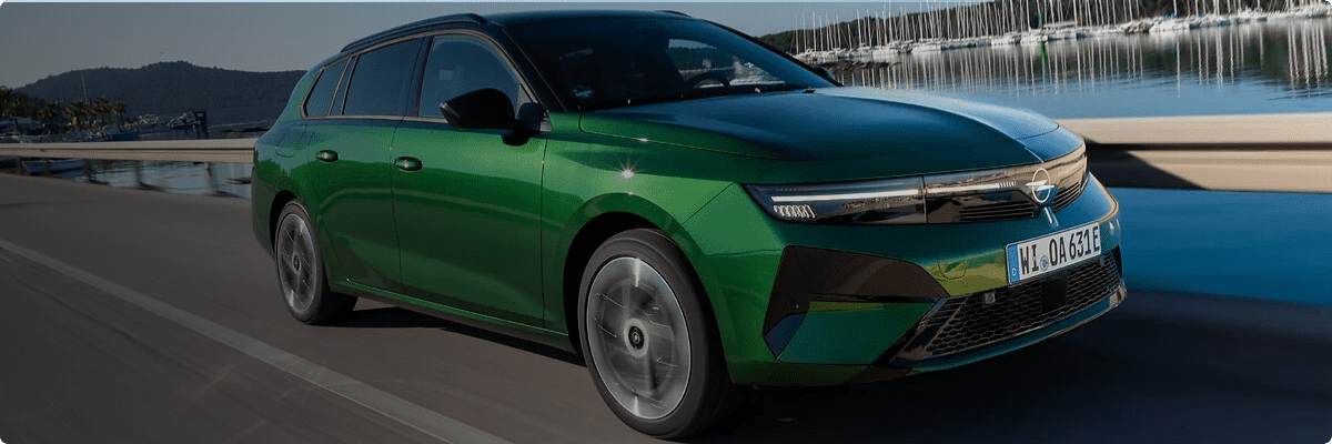 Opel Astra Electric von vorne