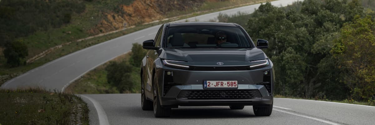 Toyota C-HR+ von vorne