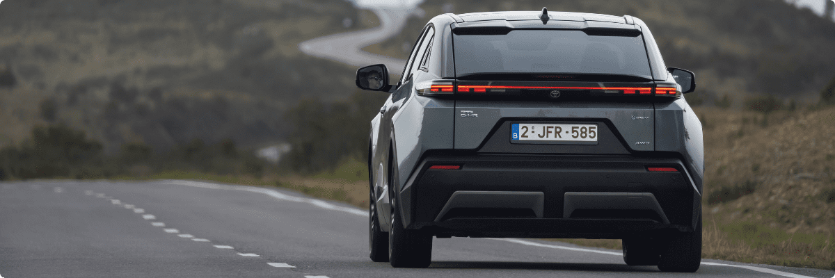 Toyota C-HR+ Heckansicht