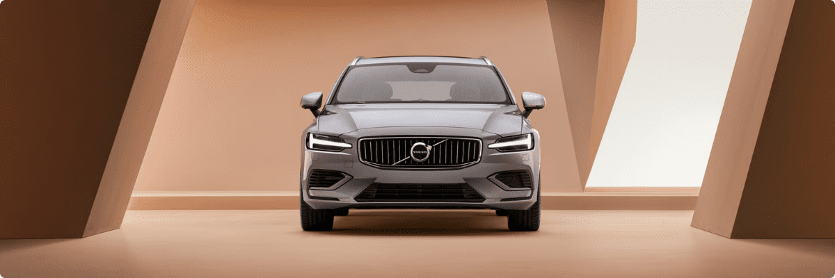 Volvo V60 Plug-in-Hybrid Front Totale (KI-generiert)