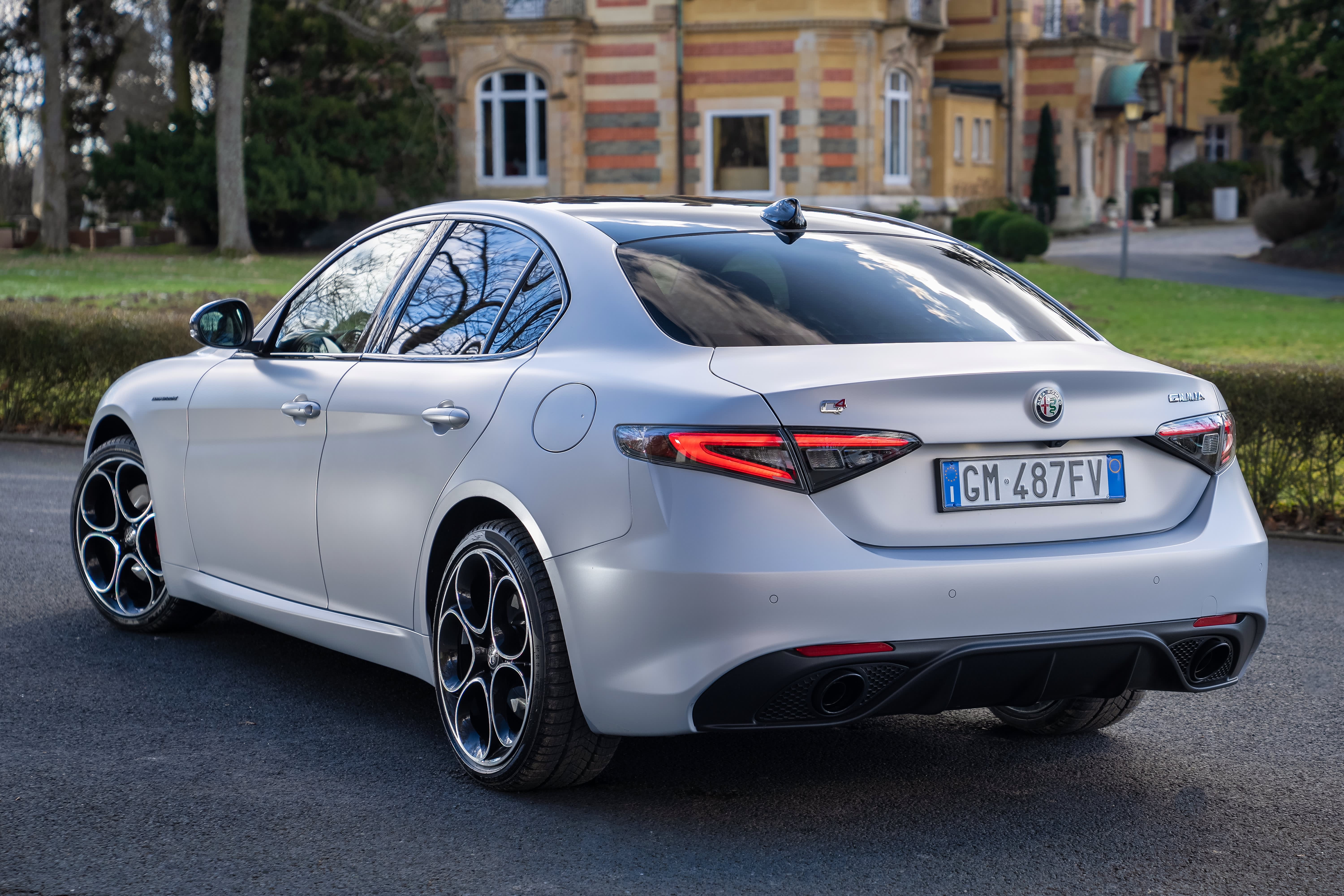 Alfa Romeo Giulia außen hinten