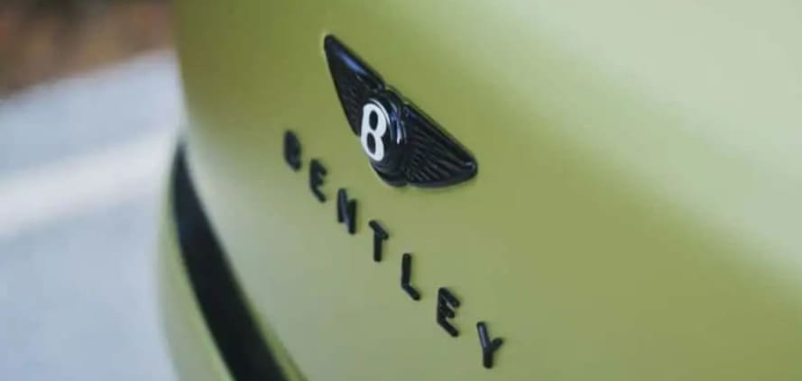 Gelber Bentley Torcal Teaser Bentley Logo