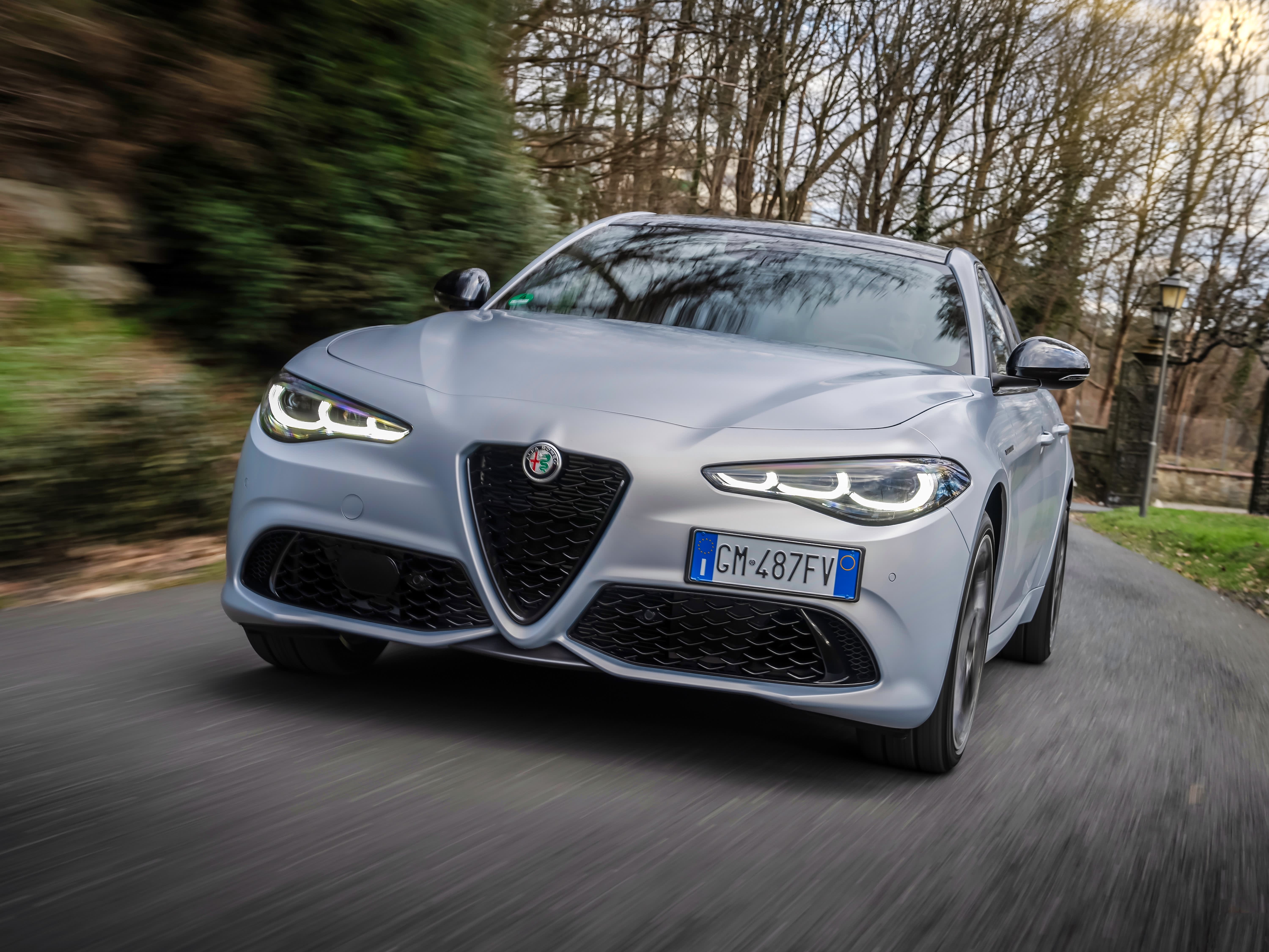 Alfa Romeo Giulia außen vorne