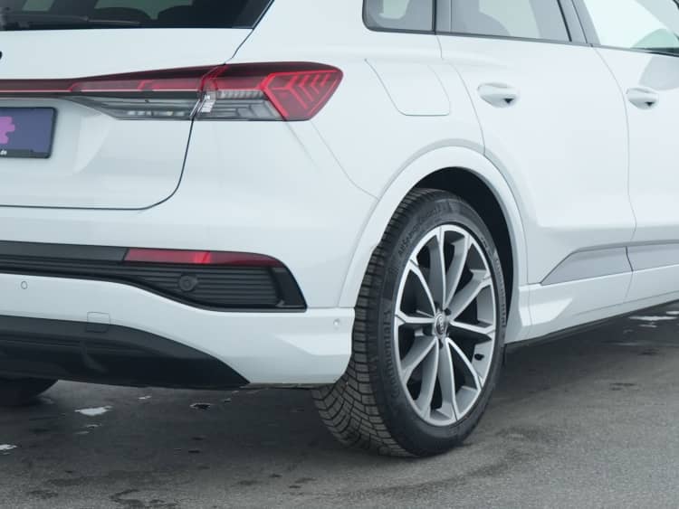 Audi Q4 40 e-tron S-Line