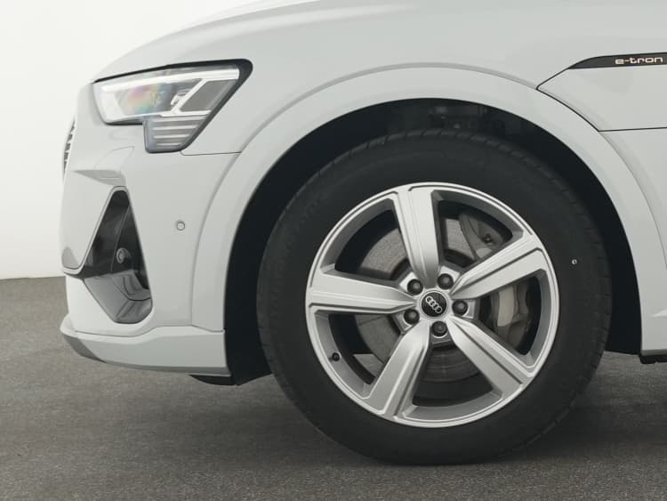 Audi e-tron S-Line