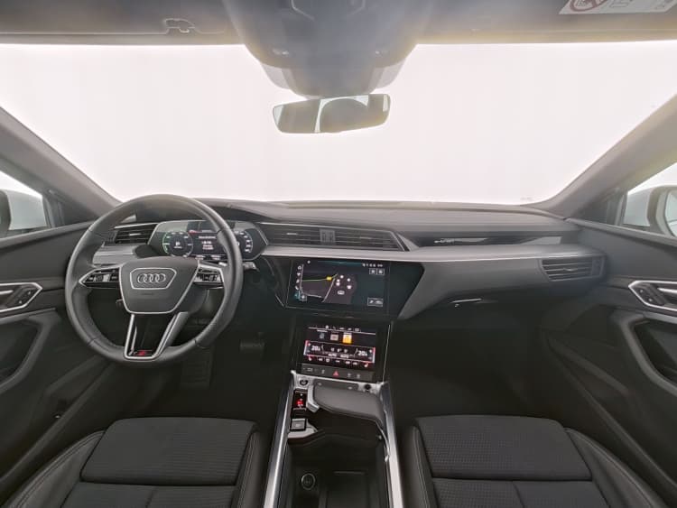 Audi e-tron S-Line