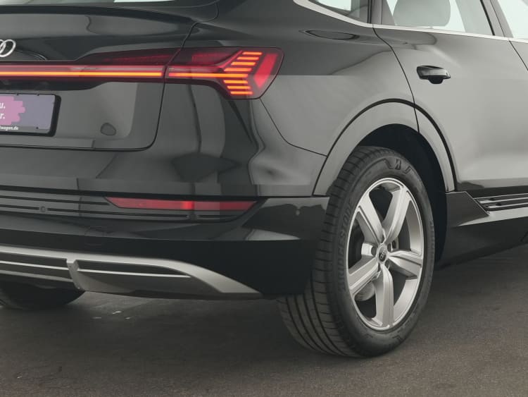 Audi e-tron quattro S-Line
