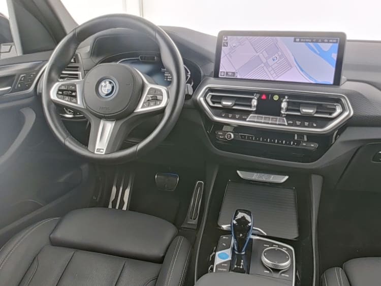 BMW iX3 Inspiring