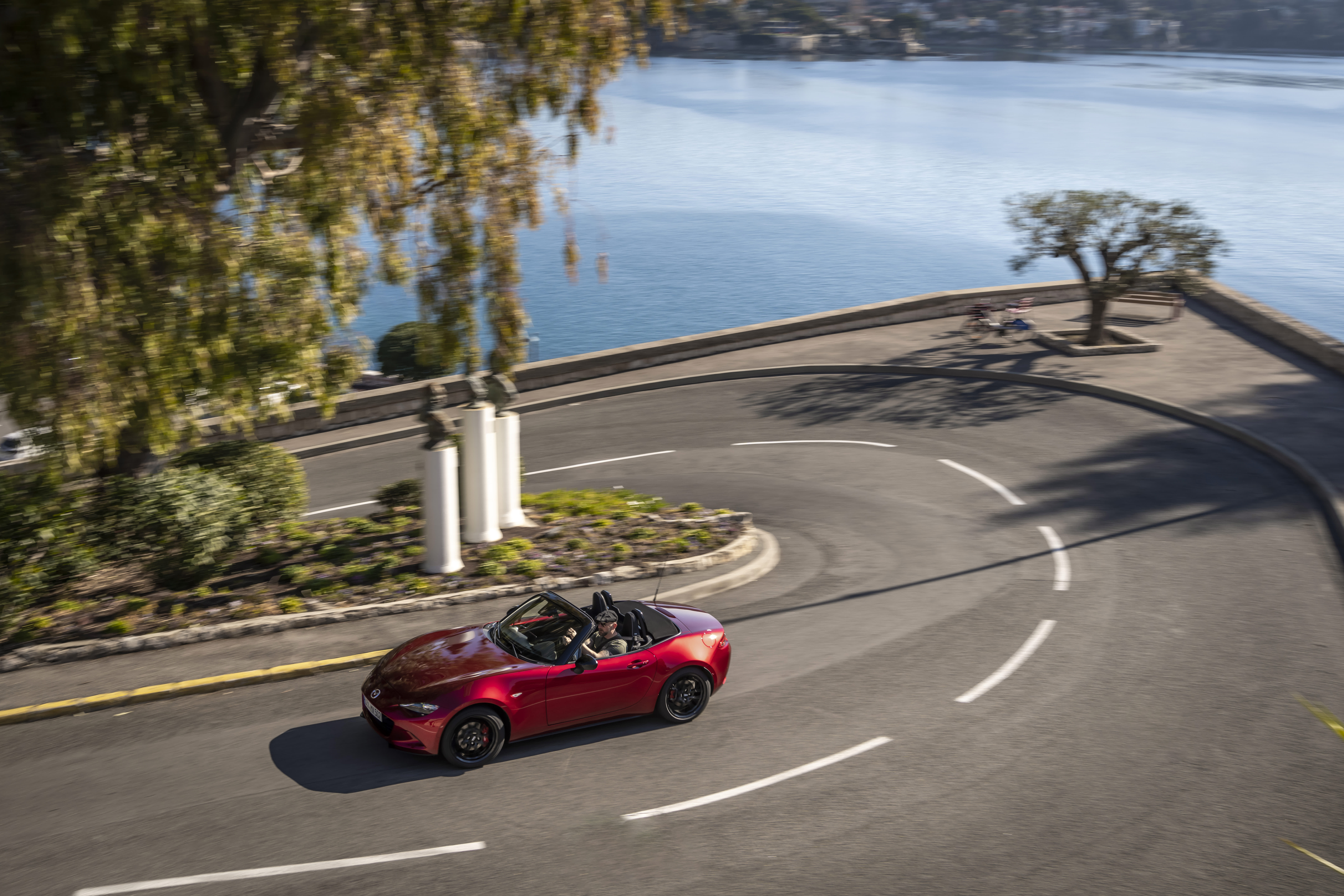 Mazda MX-5 Roadster (2024): Angebote, Test, Bilder & technische Daten