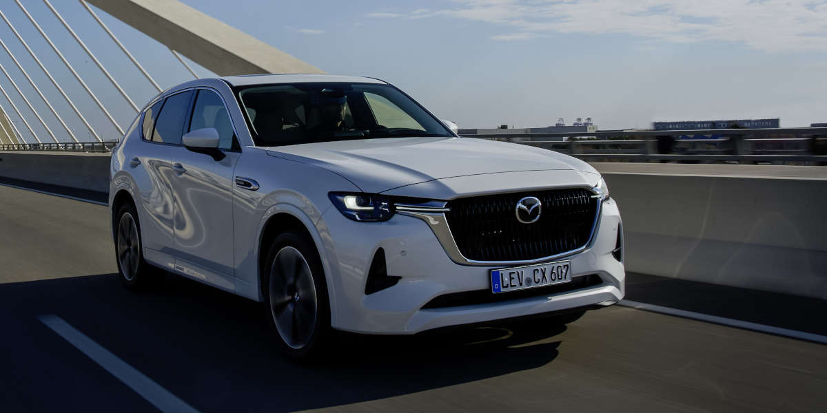 2022_mazda_cx-60_barcelona_rw_act_09