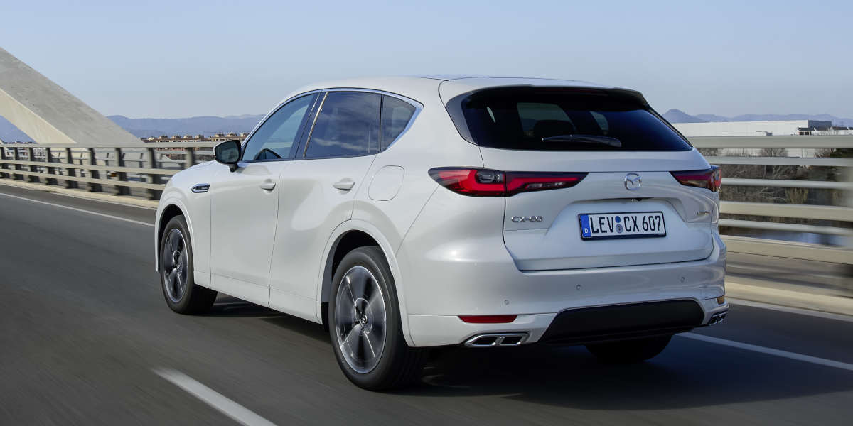 2022_mazda_cx-60_barcelona_rw_act_12