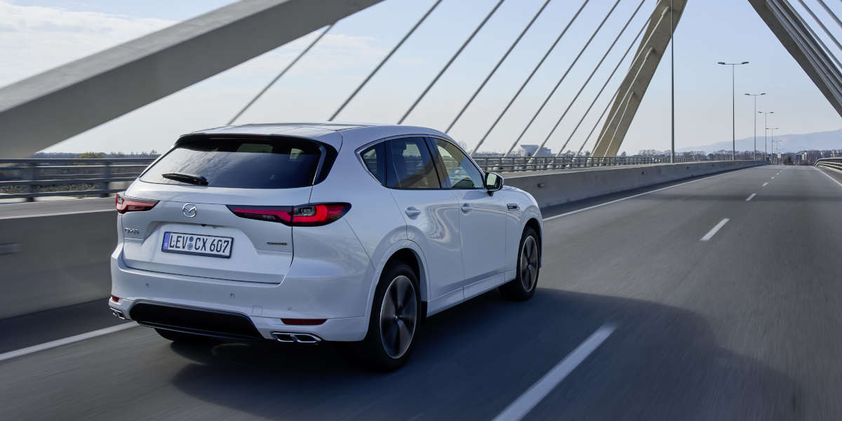 2022_mazda_cx-60_barcelona_rw_act_14
