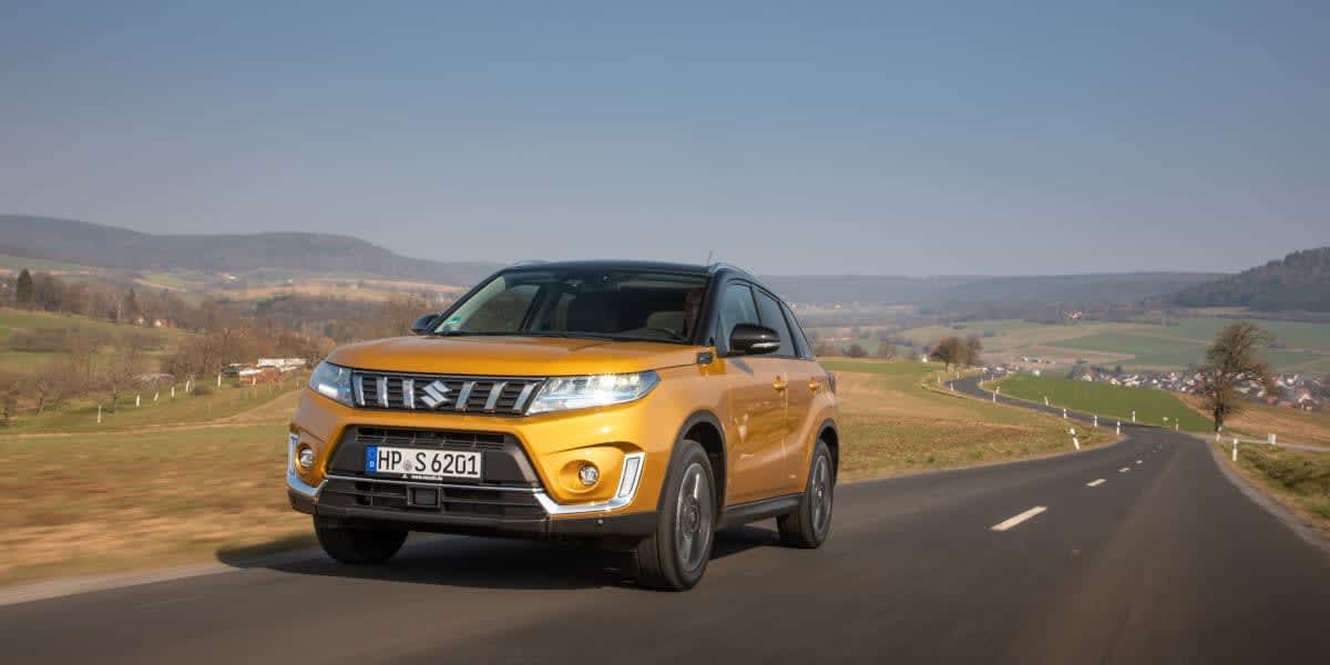 Suzuki Vitara Hybrid außen vorne