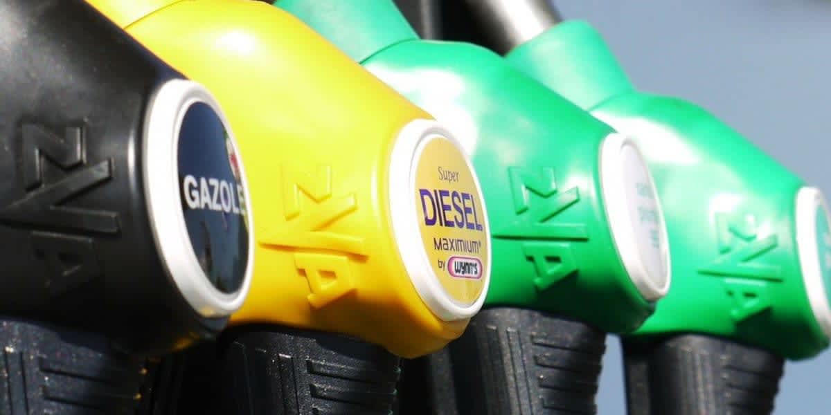 Zapfsäule Zapfpistolen Tankstelle Tanken