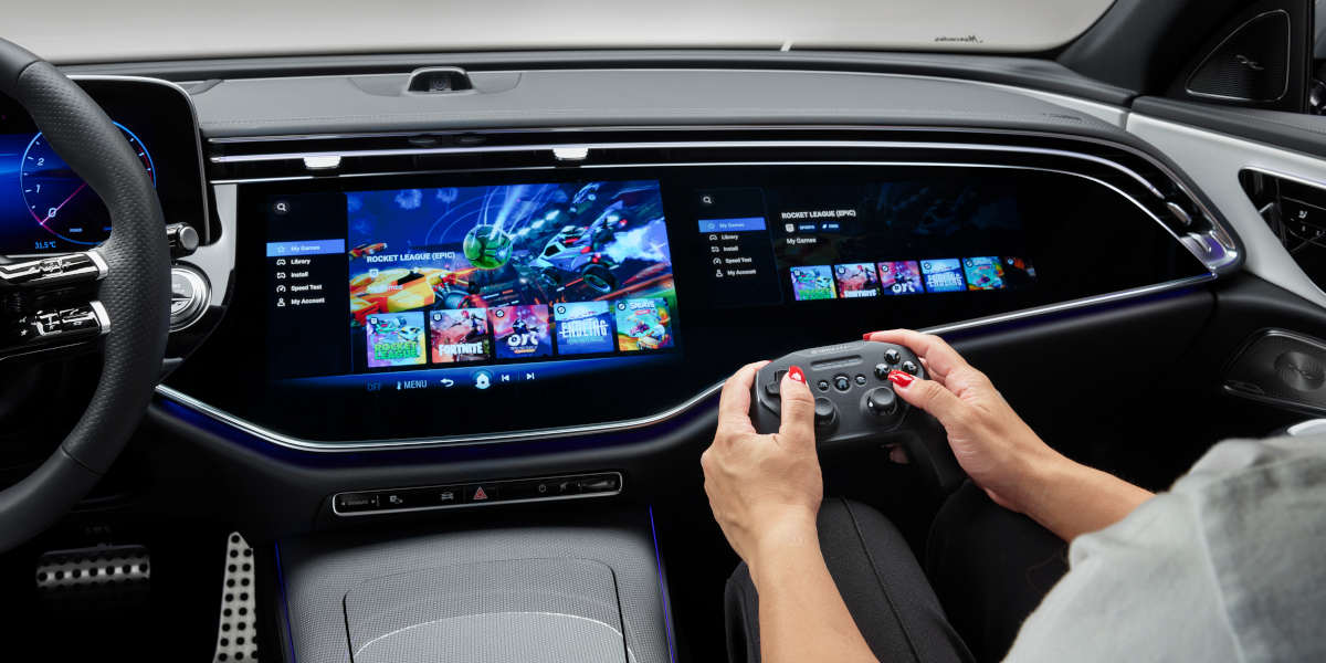 Mercedes MBUX Gaming