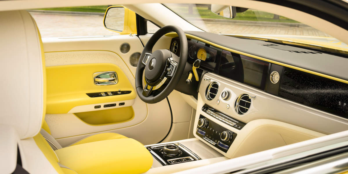 Rolls-Royce Spectre Semaphore Innen
