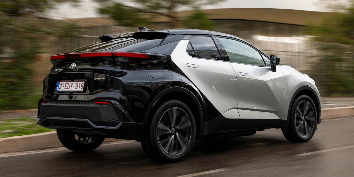 Toyota C-HR Plug-in Hybrid Heck