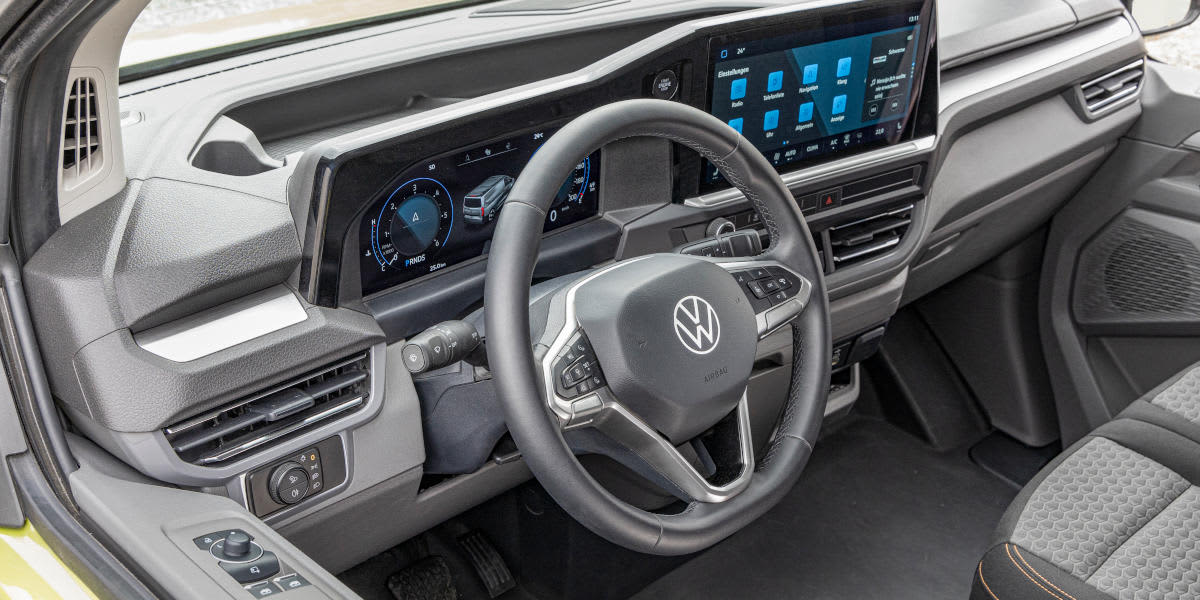 VW Transporter / T7 Cockpit