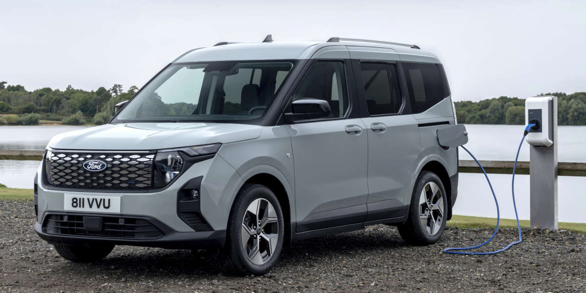 Ford E-Tourneo Courier