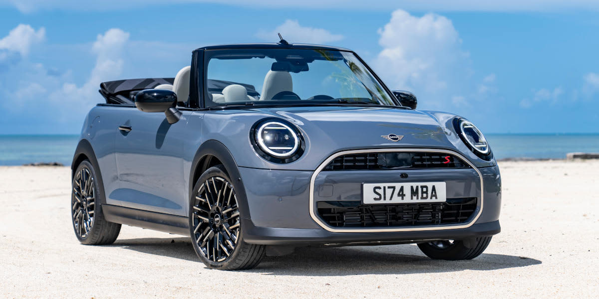 MINI Cooper Cabrio