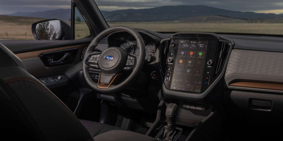 Subaru Forester Innen Blick aufs Cockpit