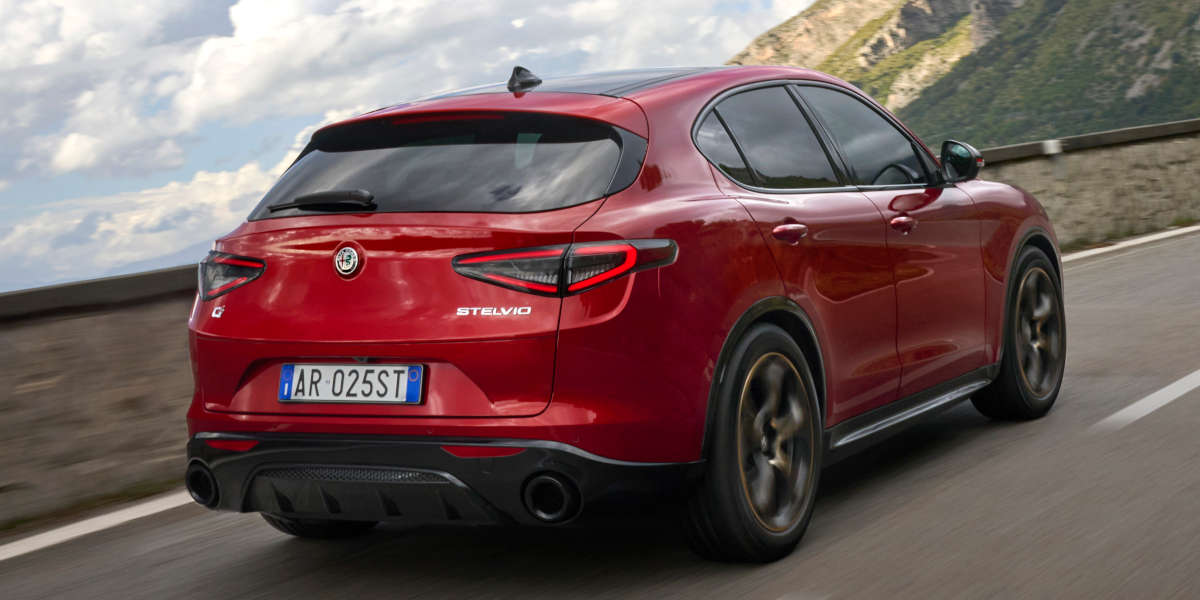 Alfa Romeo Stelvio Intensa Heck