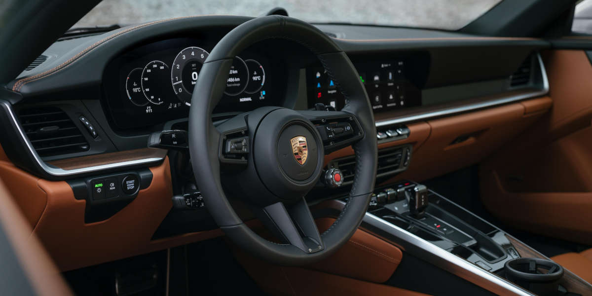 Porsche 911 Carrera S Innenraum. Edle Optik.