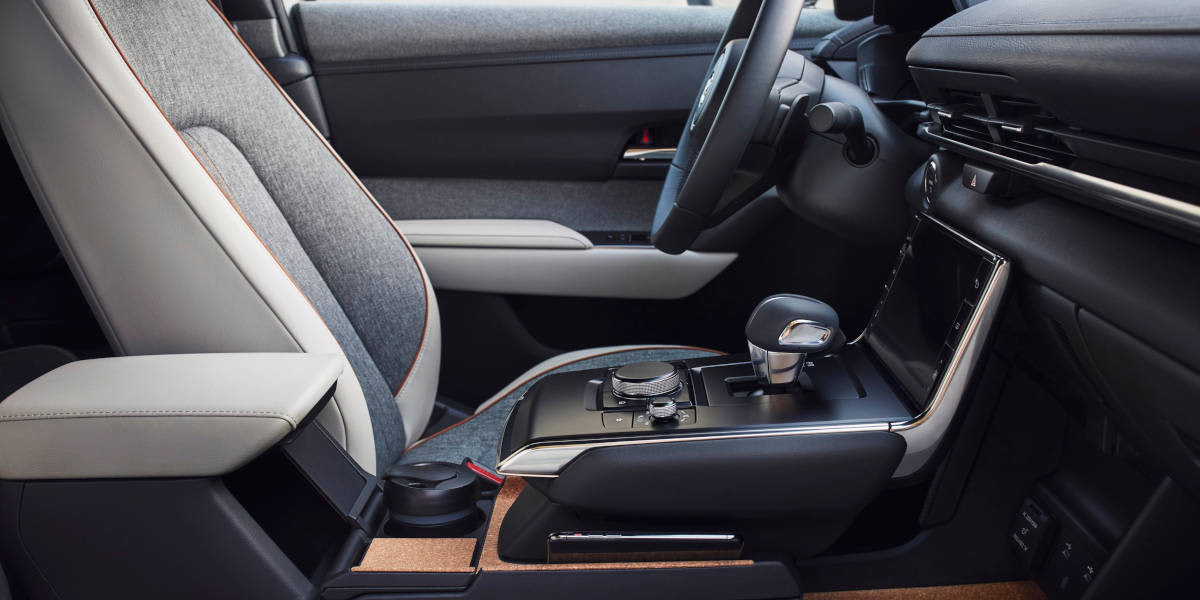 Mazda MX-30 e-Skyactiv R-EV Innen