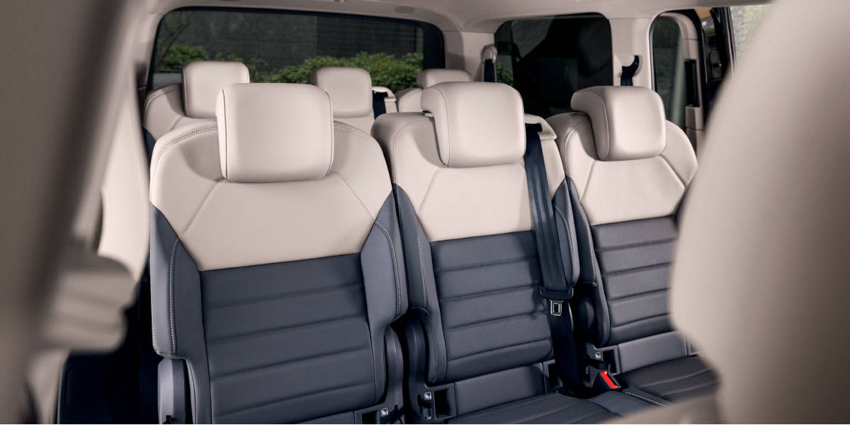 VW Multivan Achtsitzer Innenraum Sitze