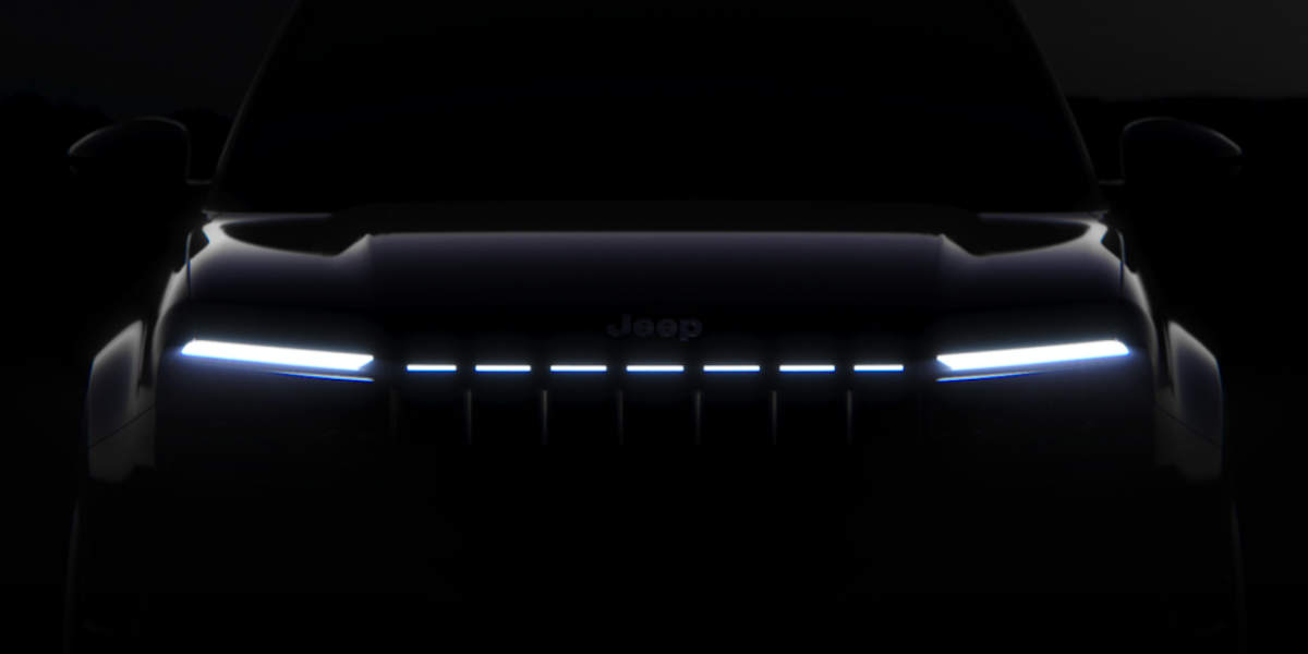 Jeep Avenger Facelift 7-Slot-Grill Teaser