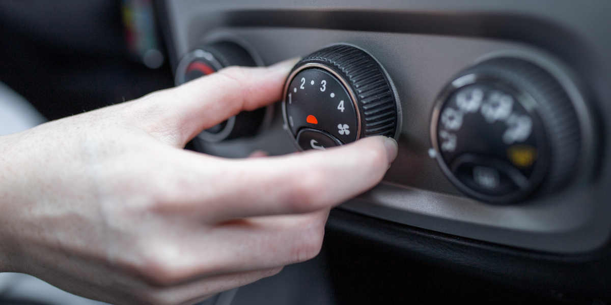 Auto-Scheiben beschlagen: Tipps für bessere Sicht und die Ursachen, Leben  & Wissen